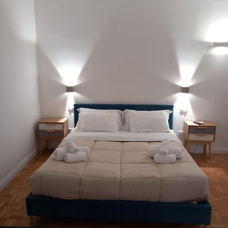 La Dolce Vita Napels Buitenkant foto