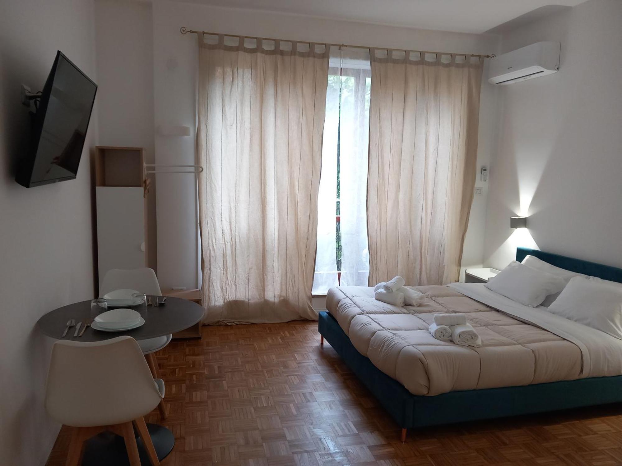 La Dolce Vita Napels Buitenkant foto