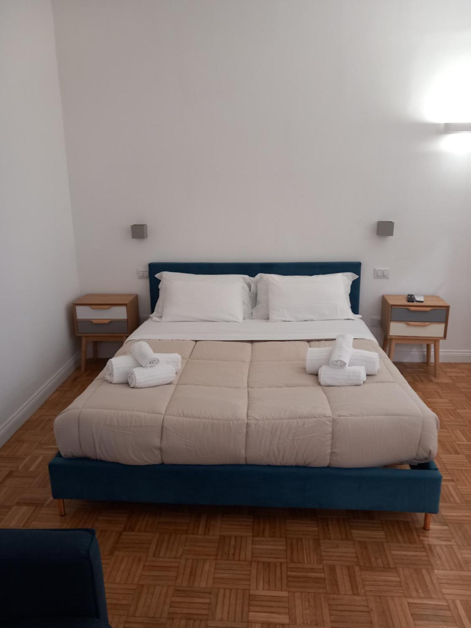 La Dolce Vita Napels Buitenkant foto